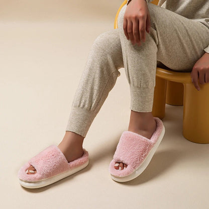 Comfortable Women's Slippers – Soft Plush House Shoes for Cozy Relaxation