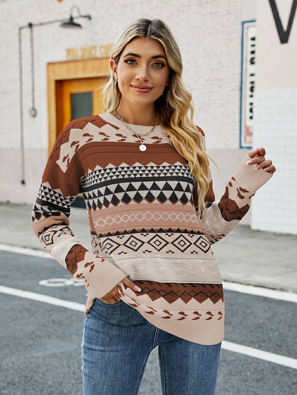 Women's Geometric Jumper – Stylish Knit Sweater for Casual and Chic Outfits