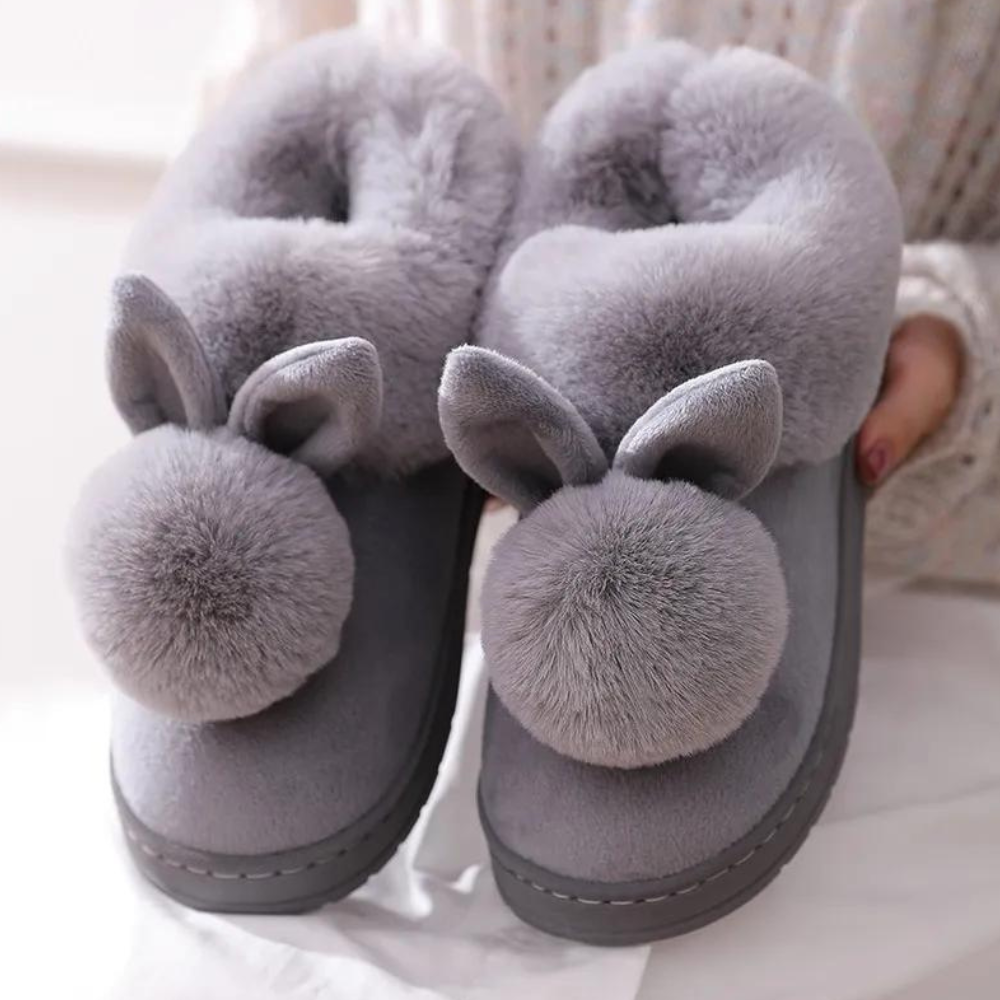 Warm Slippers for Women – Cozy Plush House Shoes for Indoor Comfort