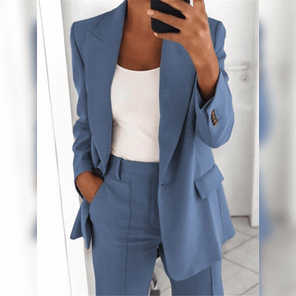 Women’s Stylish Suit – Elegant Tailored Blazer and Trousers Set for Work