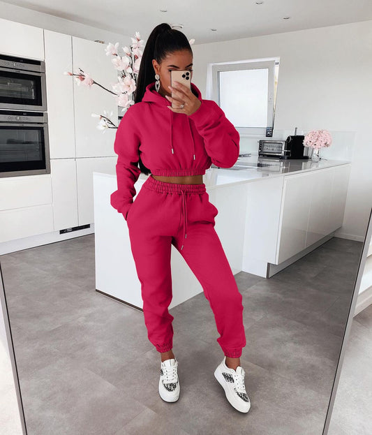 Women's Tracksuit Set – Comfortable Athletic Wear for Fitness and Leisure