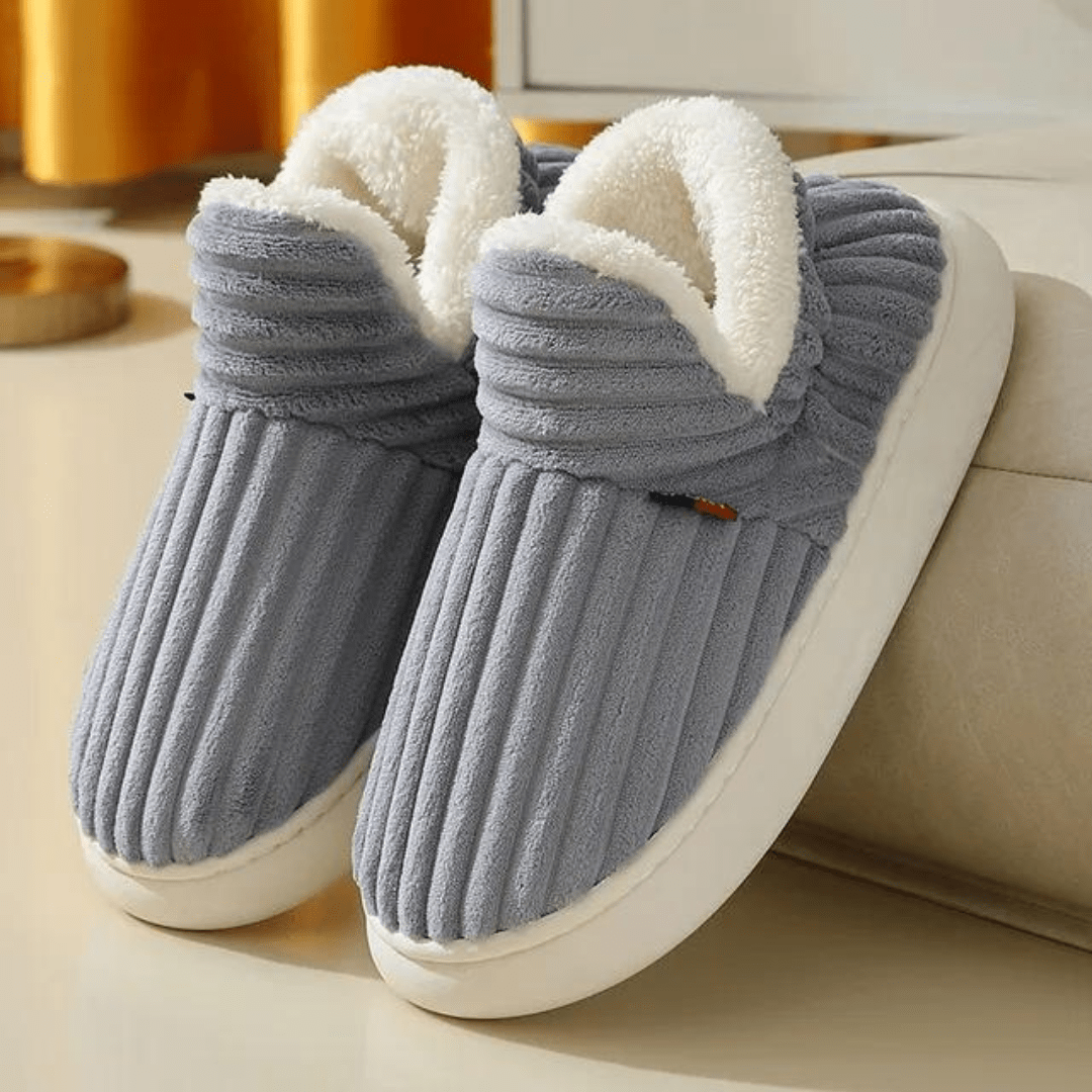 Comfortable Women’s Slippers – Soft Plush House Shoes for Indoor Relaxation