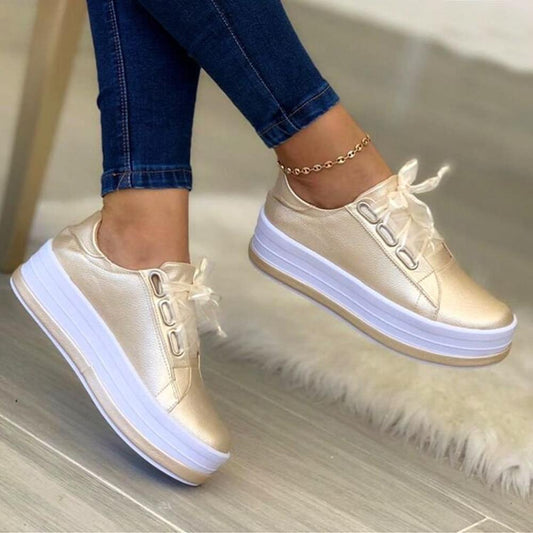 Women's Casual Shoes – Comfortable Sneakers for Everyday Wear and Style