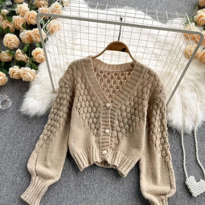 Women's Knitted V-Neck Cardigan – Cozy Lightweight Sweater for Fall Fashion