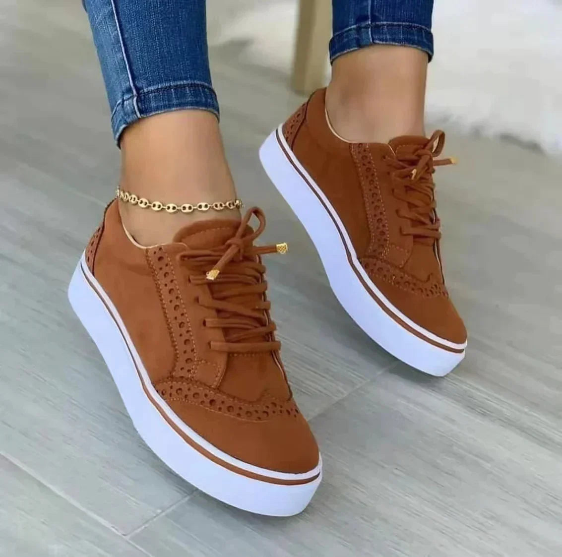 Flat Trainers for Women – Comfortable Casual Sneakers for Everyday Wear