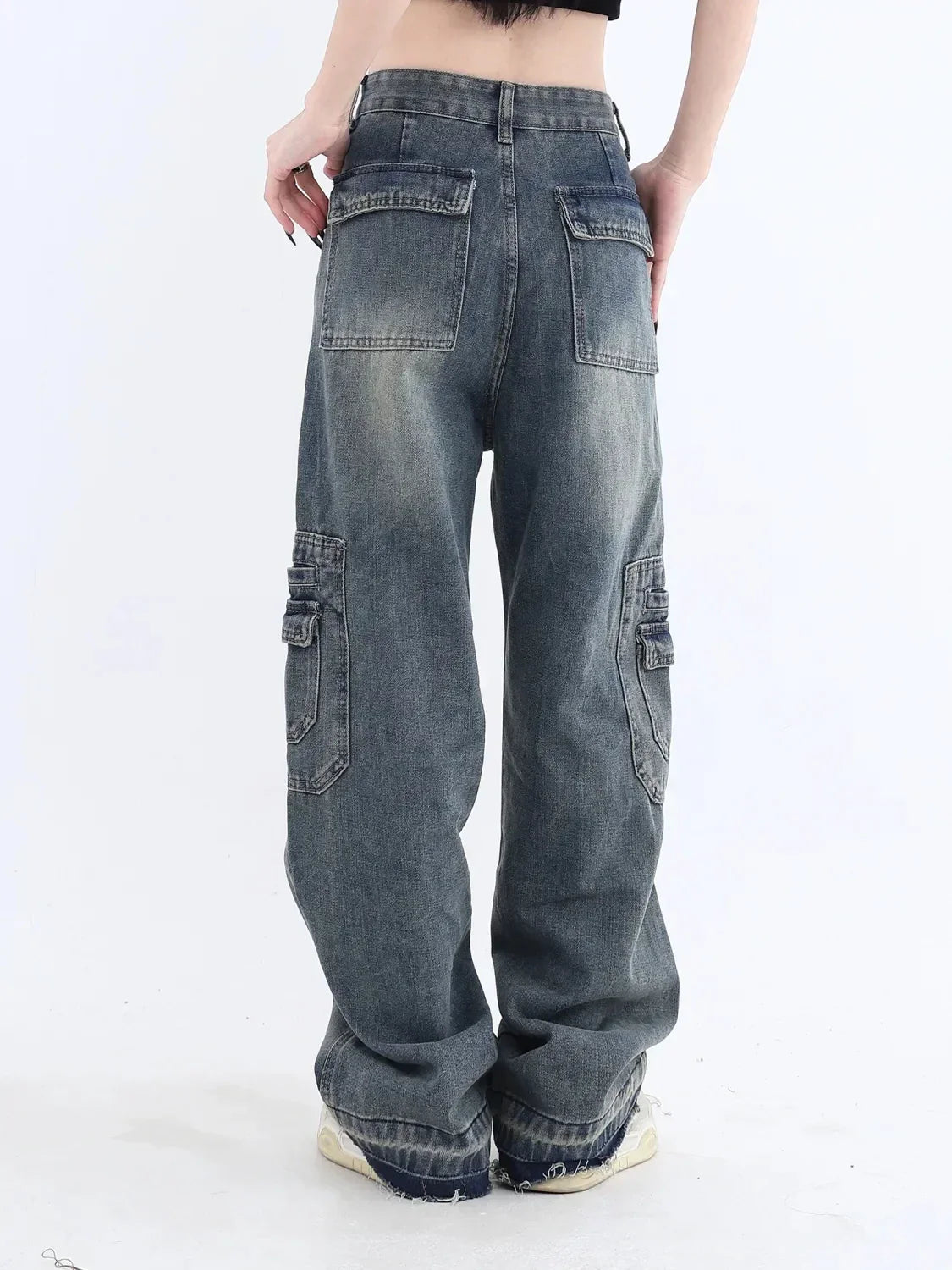 Vintage Jeans for Women – High-Waisted Distressed Denim Pants Stylish Fit