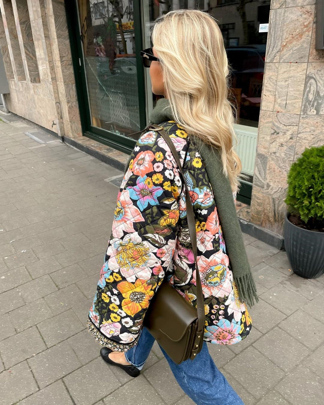 Quilted Jacket Women – Floral Patterned Lightweight Outerwear for Fall