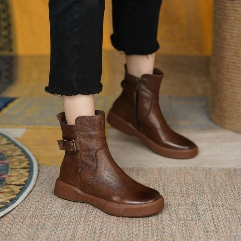 Stylish Women's Boots – Trendy Ankle and Knee-High Designs for Every Occasion