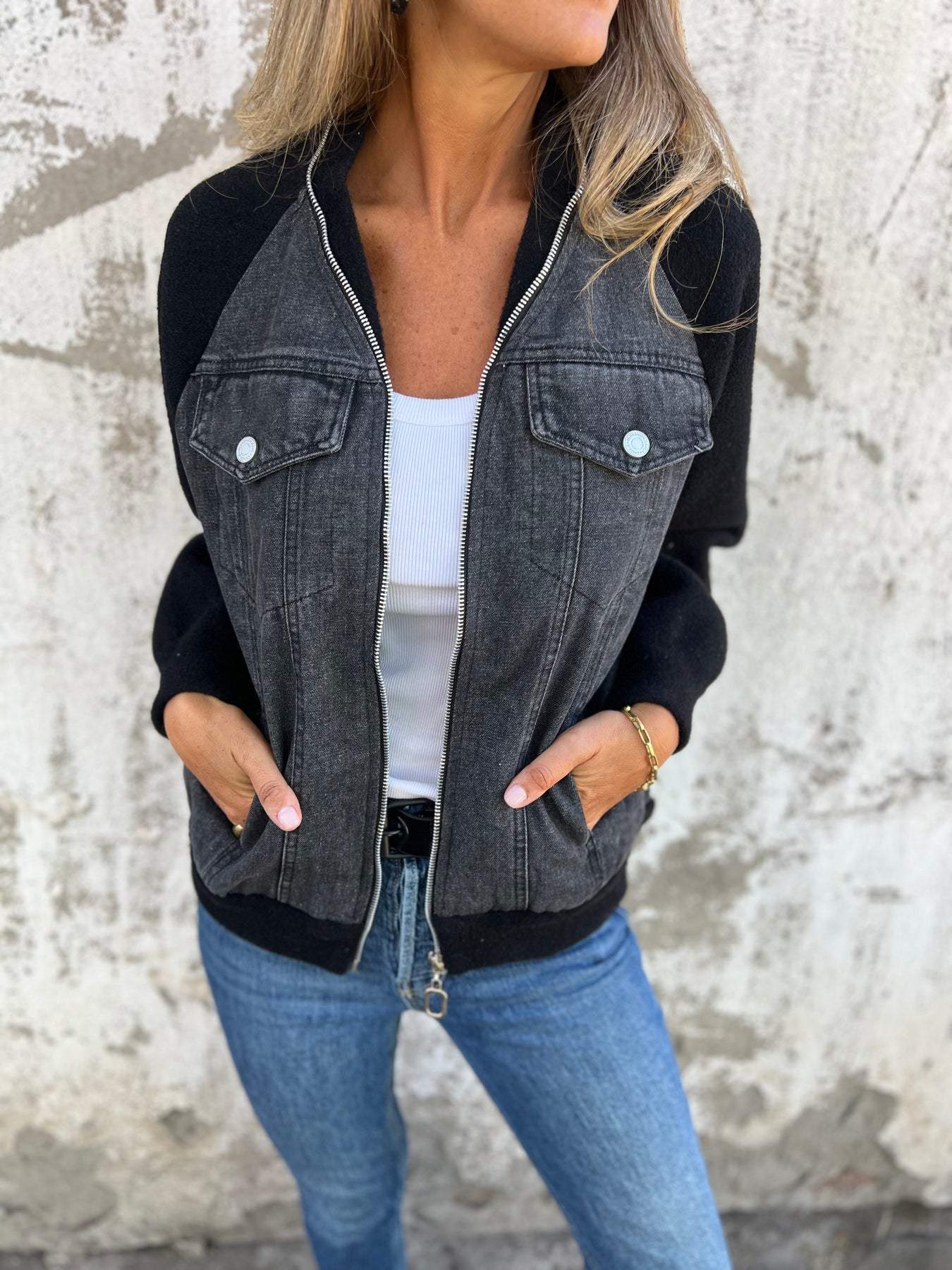 Denim Jacket for Women – Stylish Modern Fit, Casual Wear, and Versatile Design